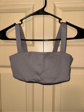 Vuori Evolve Square Neck Bra